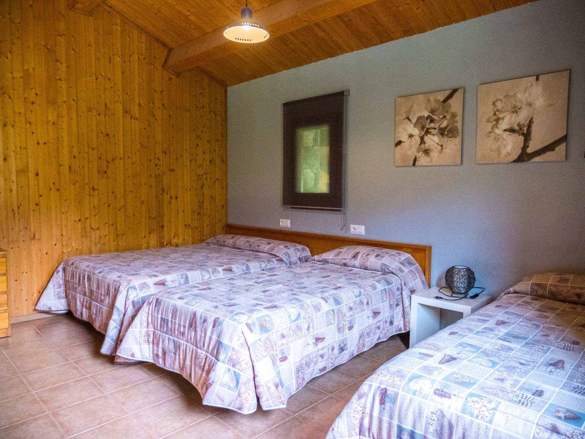 Apartaments Fontalba Керальбс Екстер'єр фото